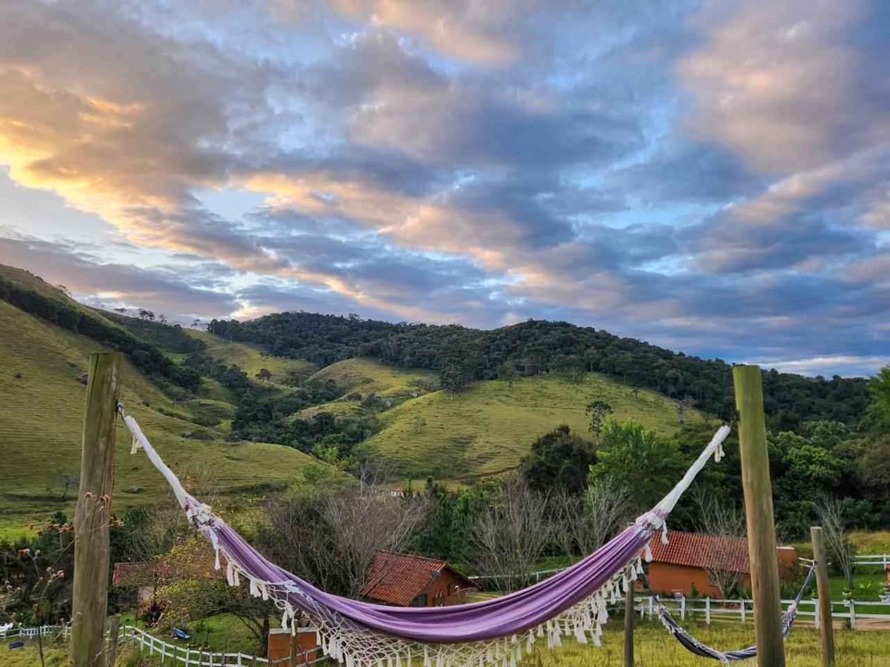 Pousada Vale Monte Azul Santo Antônio do Pinhal Екстериор снимка